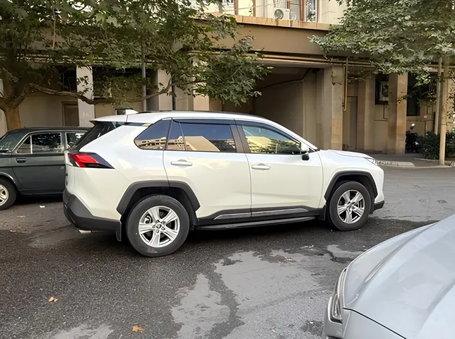 Toyota RAV4, 2.5 L, 2021 жазыңыз жыл, 16 800 km, Baku - Бағасы: 48 500 ₼ - Tunel.az