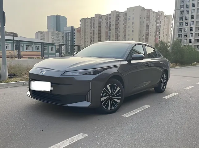 Changan Qiyuan A05, 1.5 L, 2025 year, 17 900 km, Baku - Price: 35 300 ₼ - Tunel.az
