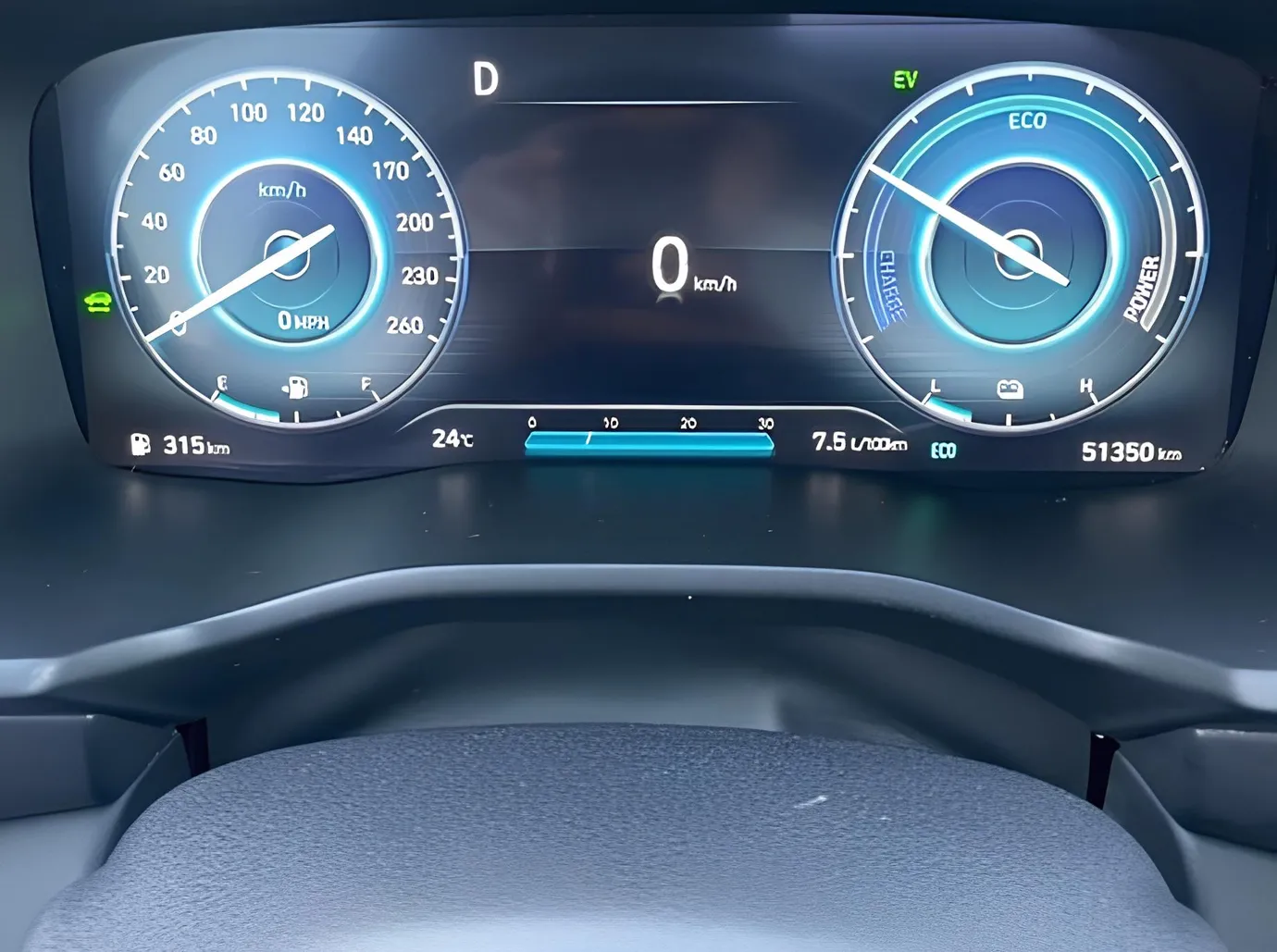 Hyundai Santa Fe, 1.6 L, 2022 год, 51 000 km, Баку - Цена: 45 900 ₼ - Tunel.az