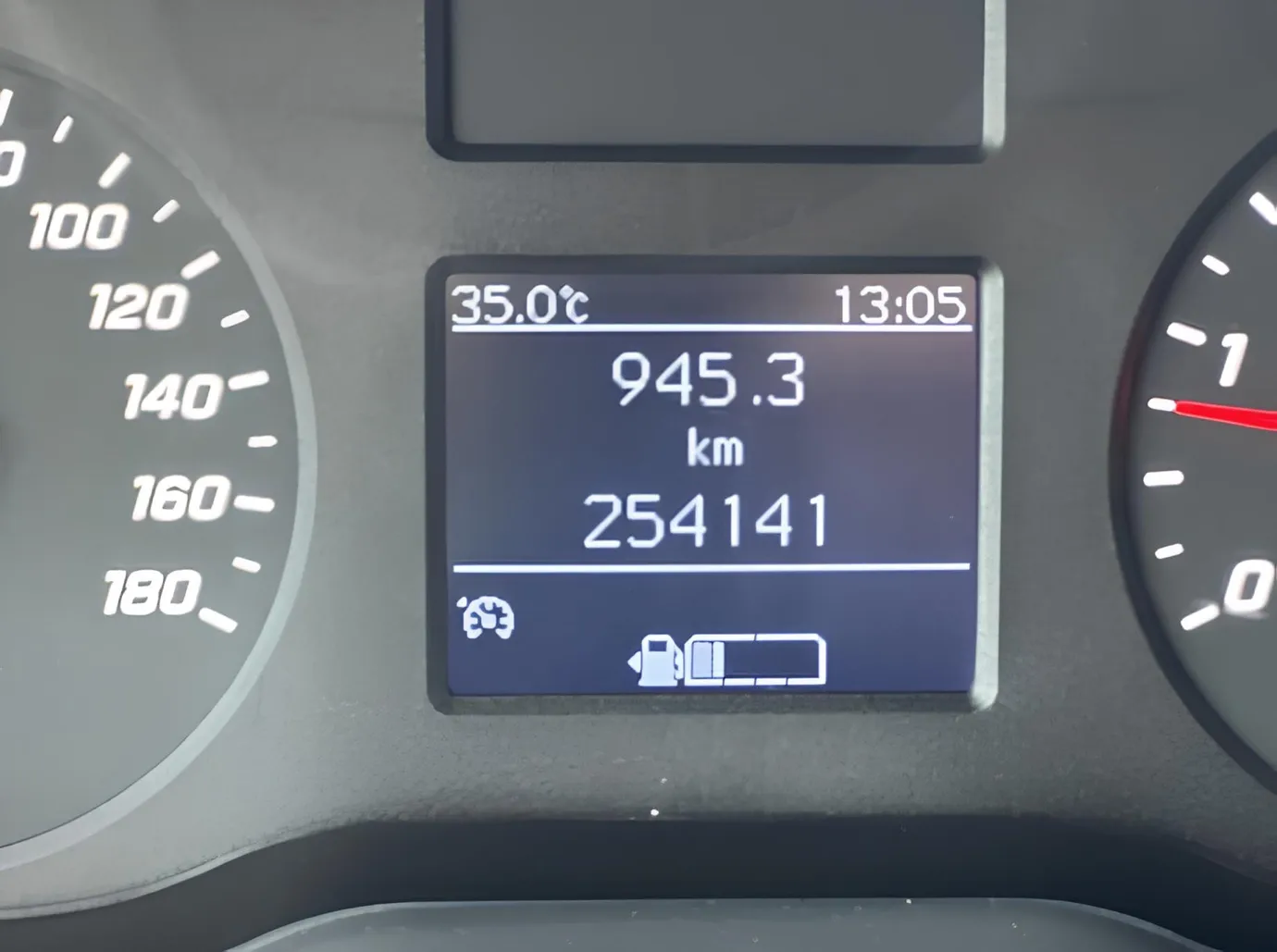 Mercedes Sprinter 316, 2.2 L, 2018 i̇l, 254 000 km, Bakı - Qiymət: 46 400 ₼ - Tunel.az