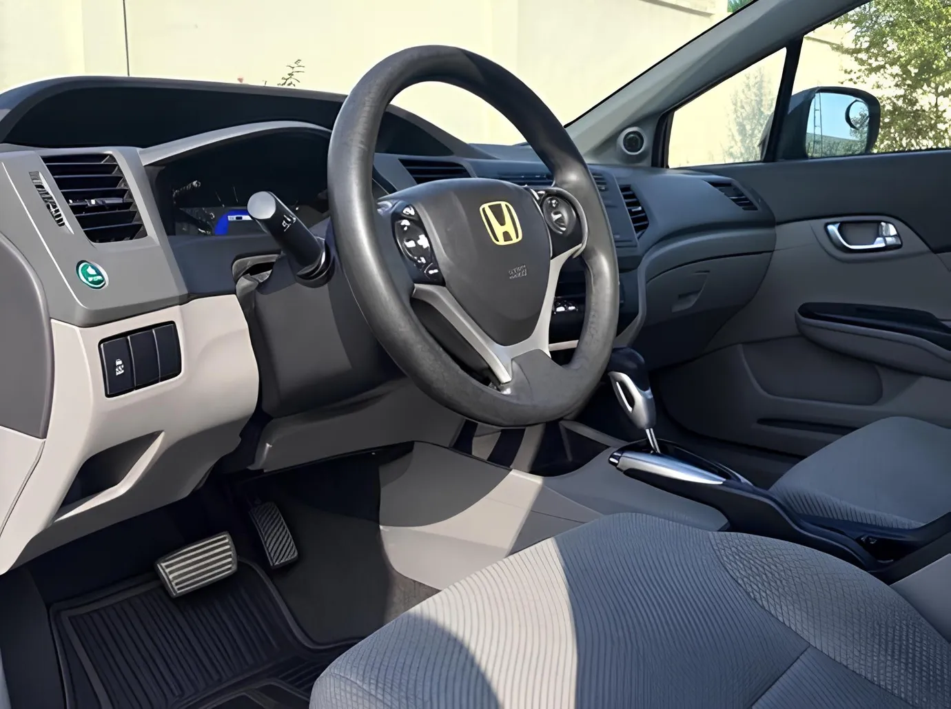 Honda Civic, 1.5 L, 2011 i̇l, 315 000 km, Bakı - Qiymət: 13 000 ₼ - Tunel.az
