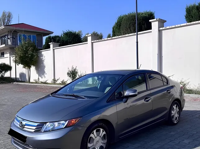 Honda Civic, 1.5 L, 2011 i̇l, 315 000 km, Bakı - Qiymət: 13 000 ₼ - Tunel.az