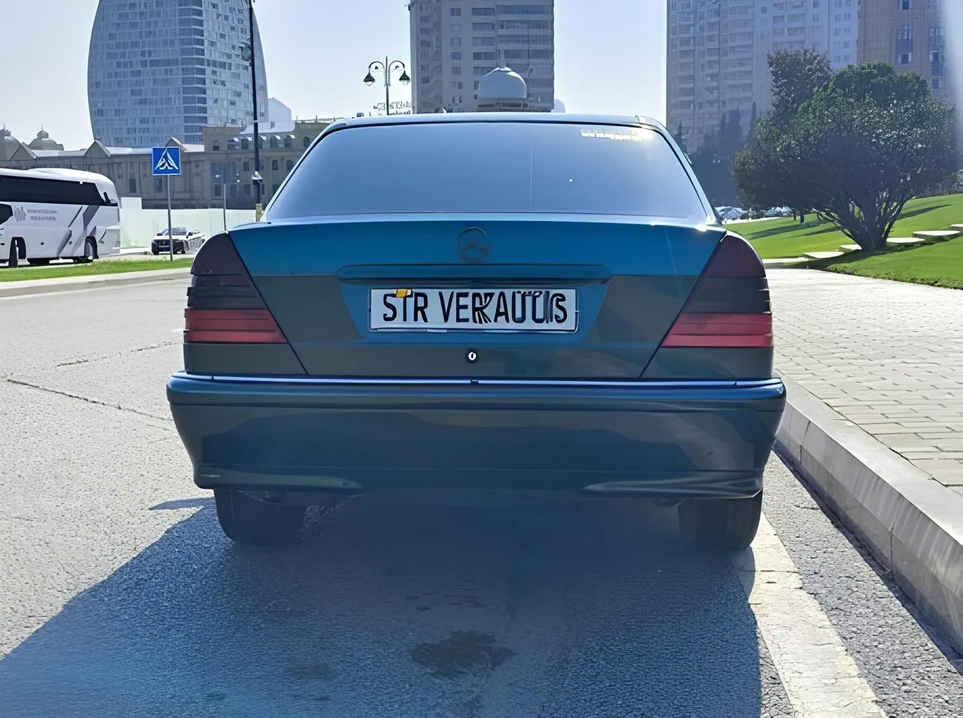 Mercedes C 180, 1.8 L, 1997 жазыңыз жыл, 388 000 km, Baku - Бағасы: 10 500 ₼ - Tunel.az