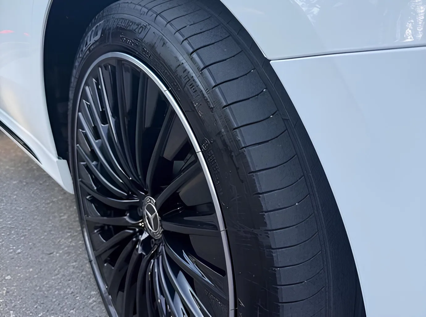 Mercedes E 300 e, 2.0 L, 2023 year, 42 000 km, Sumgayit - Price: 110 000 ₼ - Tunel.az