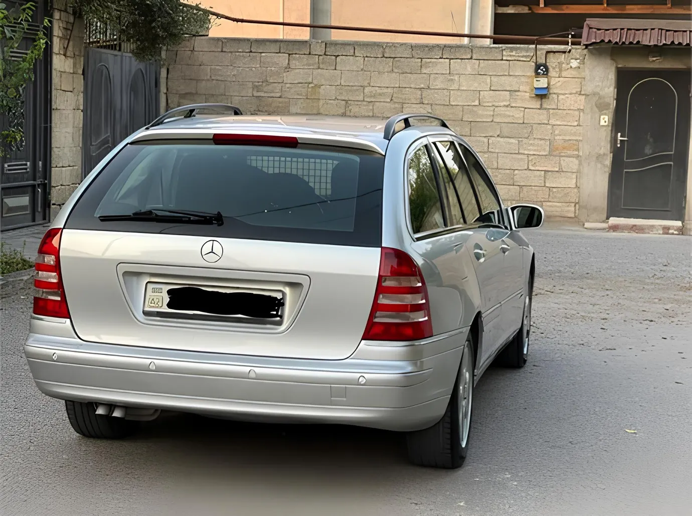 Mercedes C 200, 2.0 L, 2001 year, 237 645 km, Baku - Price: 11 800 ₼ - Tunel.az
