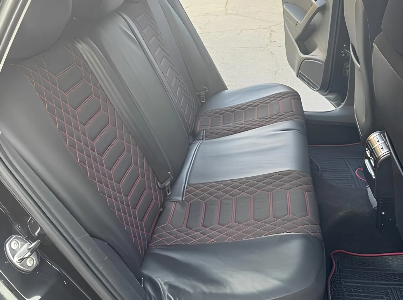 Volkswagen Polo, 1.6 L, 2012 год, 312 800 km, Сумгаит - Цена: 11 200 ₼ - Tunel.az