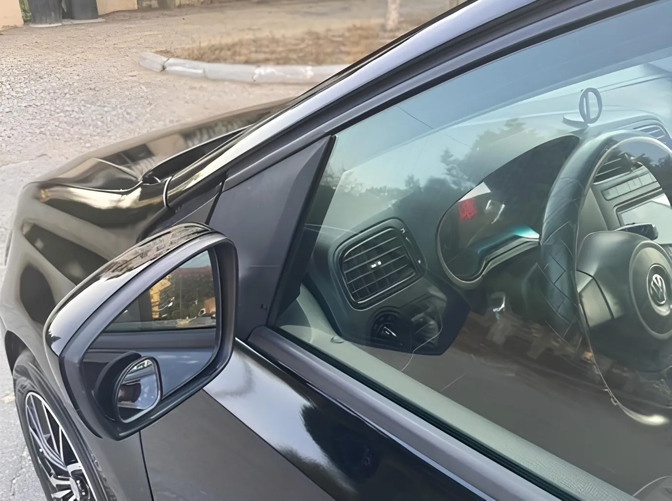 Volkswagen Polo, 1.6 L, 2012 год, 312 800 km, Сумгаит - Цена: 11 200 ₼ - Tunel.az