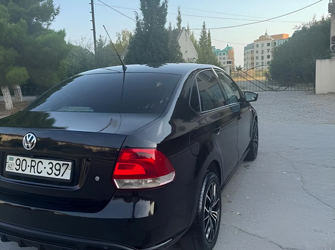 Volkswagen Polo, 1.6 L, 2012 год, 312 800 km, Сумгаит - Цена: 11 200 ₼ - Tunel.az