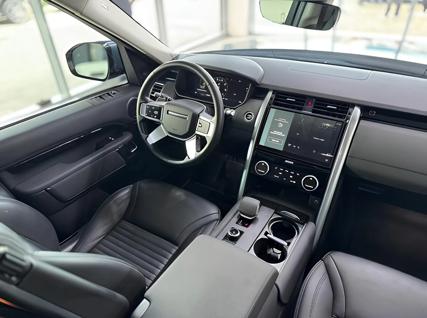 Land Rover Discovery, 2.0 L, 2021 year, 66 666 km, Baku - Price: 68 500 ₼ - Tunel.az