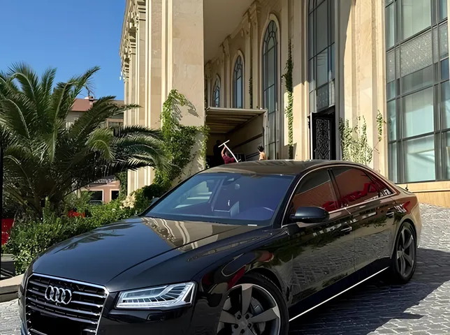 Audi A8, 4.0 L, 2014 год, 93 000 km, Баку - Цена: 48 500 ₼ - Tunel.az
