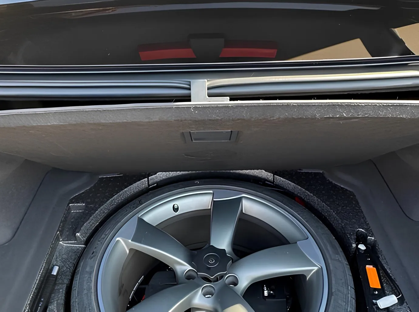 Audi A8, 4.0 L, 2014 год, 93 000 km, Баку - Цена: 48 500 ₼ - Tunel.az