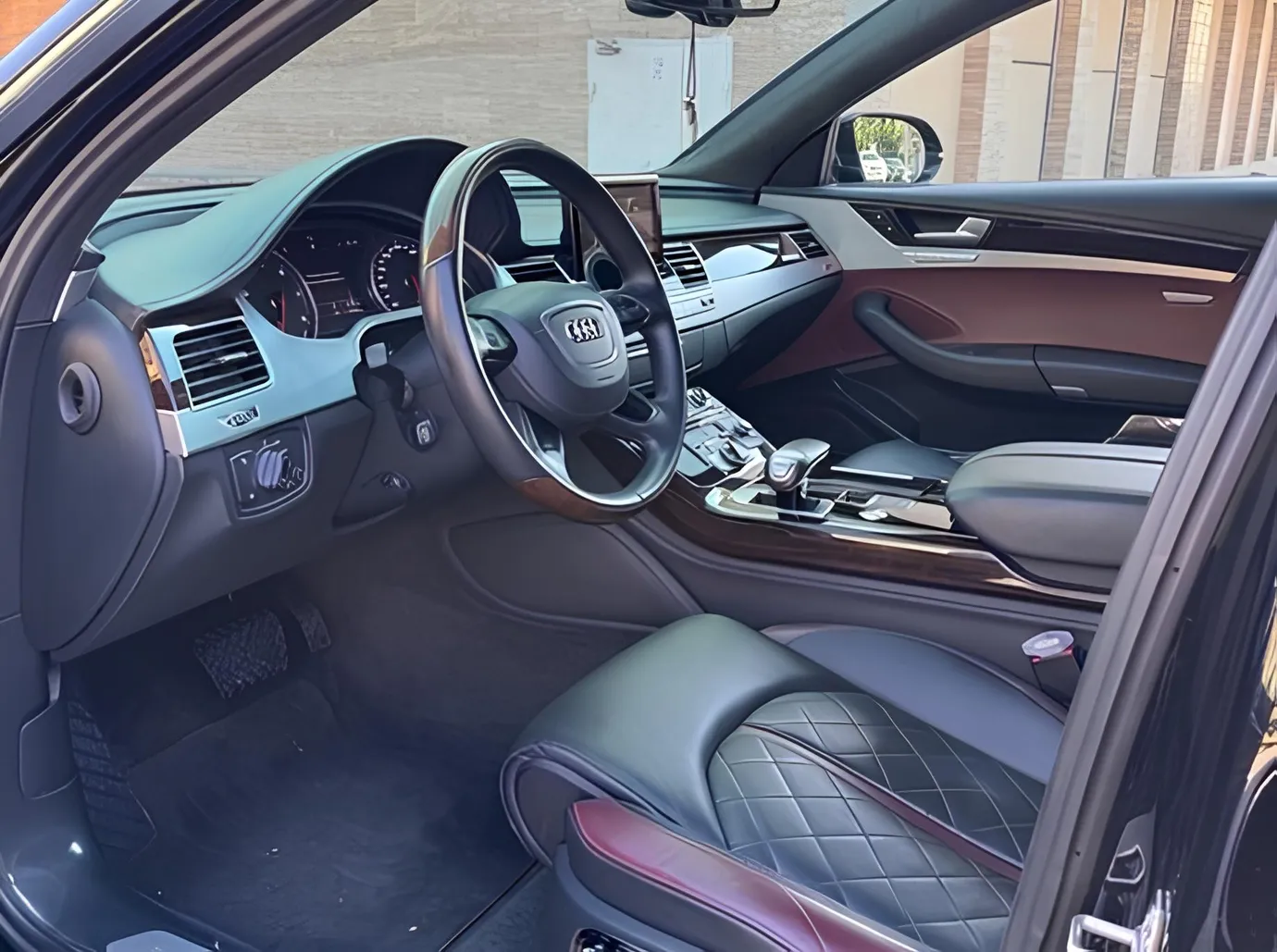 Audi A8, 4.0 L, 2014 год, 93 000 km, Баку - Цена: 48 500 ₼ - Tunel.az