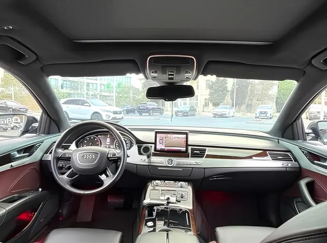 Audi A8, 4.0 L, 2014 год, 93 000 km, Баку - Цена: 48 500 ₼ - Tunel.az