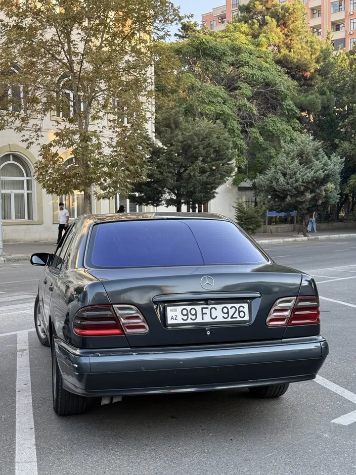 Mercedes E 220, 2.2 L, 2001 წელი, 578 000 km, Baku - ფასი: 13 400 ₼ - Tunel.az