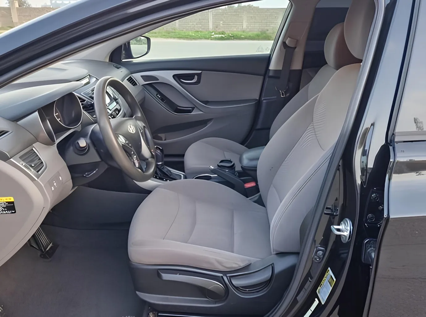 Hyundai Elantra, 1.8 L, 2015 год, 224 000 km, Баку - Цена: 16 900 ₼ - Tunel.az