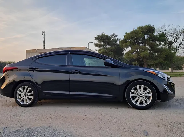 Hyundai Elantra, 1.8 L, 2015 год, 224 000 km, Баку - Цена: 16 900 ₼ - Tunel.az