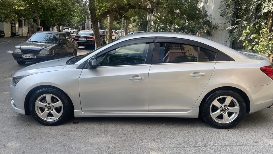 Chevrolet Cruze, 1.4 L, 2013 год, 195 000 km, Баку - Цена: 9 000 ₼ - Tunel.az
