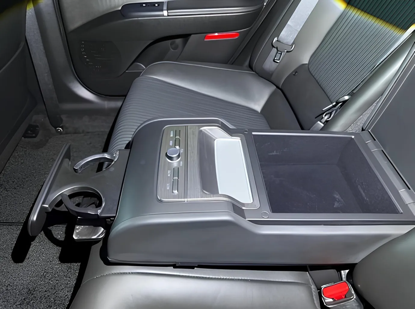 Hyundai Grandeur, 1.6 L, 2024 год, 71 424 km, Баку - Цена: 65 400 ₼ - Tunel.az