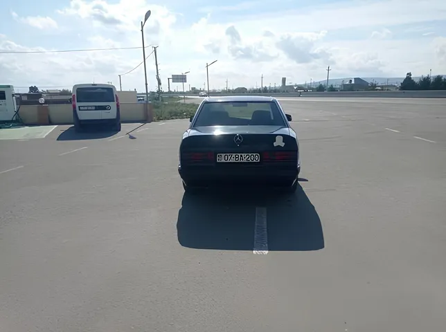 Mercedes 190, 2.0 L, 1990 год, 312 523 km, Сумгаит - Цена: 4 800 ₼ - Tunel.az