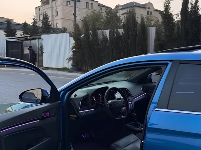 Hyundai Elantra, 1.6 L, 2018 год, 148 060 km, Баку - Цена: 24 900 ₼ - Tunel.az