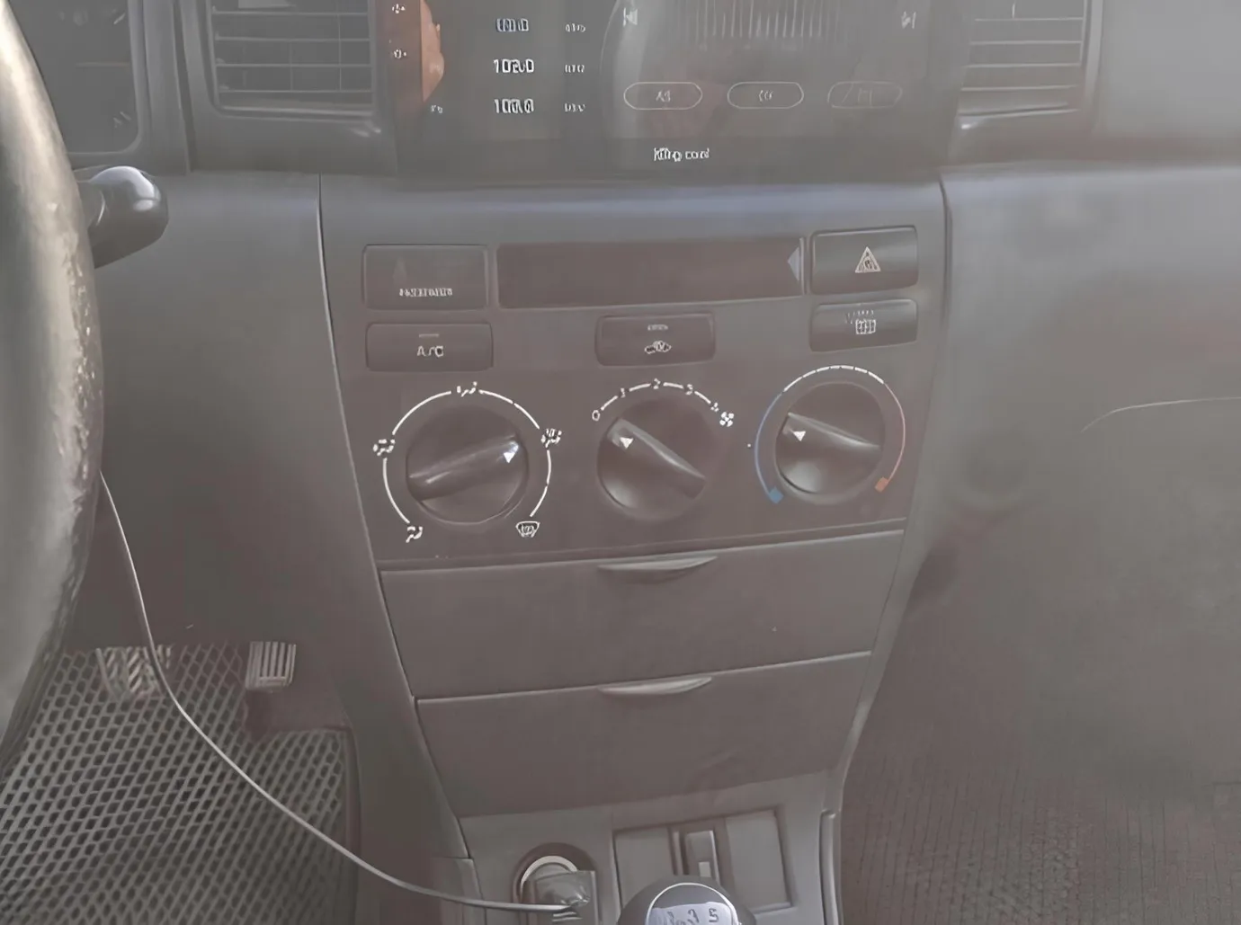 Toyota Corolla, 1.4 L, 2006 i̇l, 244 177 km, Bakı - Qiymət: 13 200 ₼ - Tunel.az