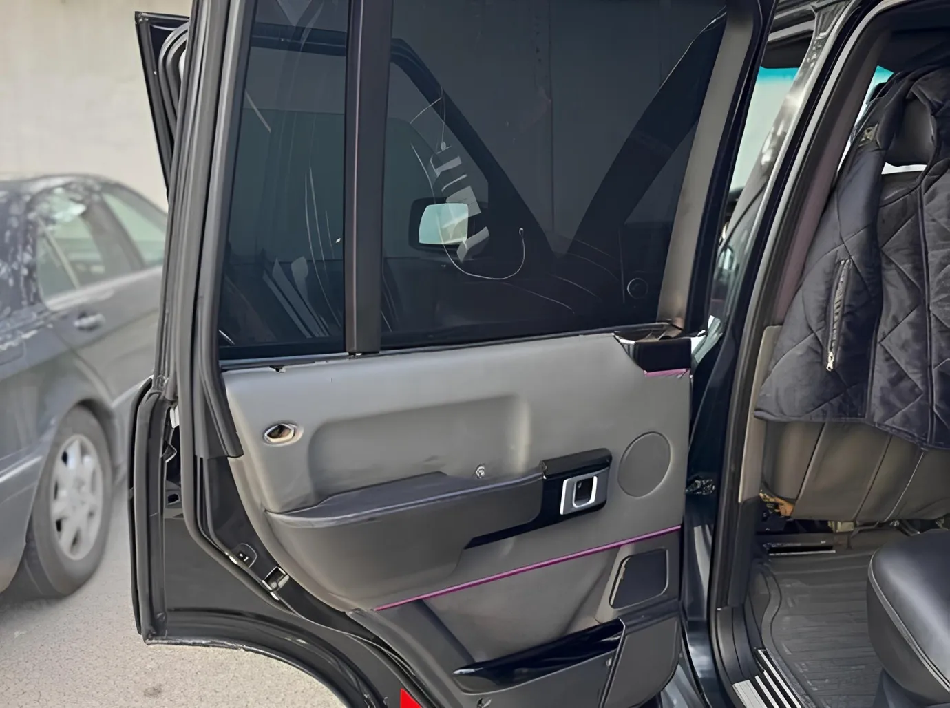 Land Rover Range Rover, 4.4 L, 2004 year, 332 122 km, Baku - Price: 18 400 ₼ - Tunel.az