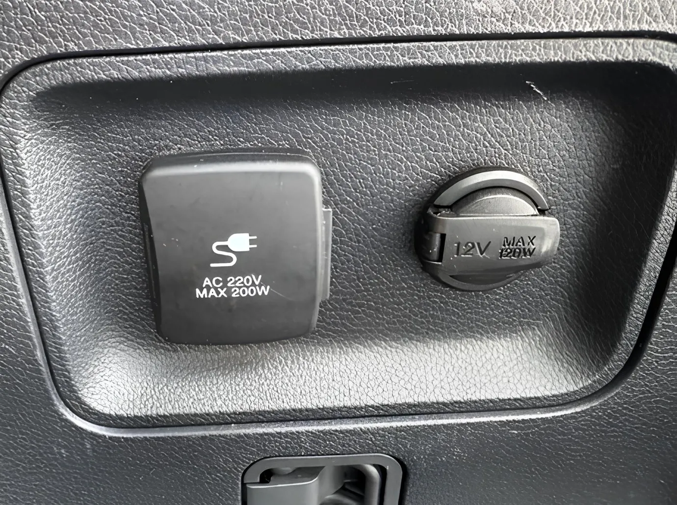 Hyundai Grand Santa Fe, 2.2 L, 2017 год, 173 000 km, Баку - Цена: 41 000 ₼ - Tunel.az