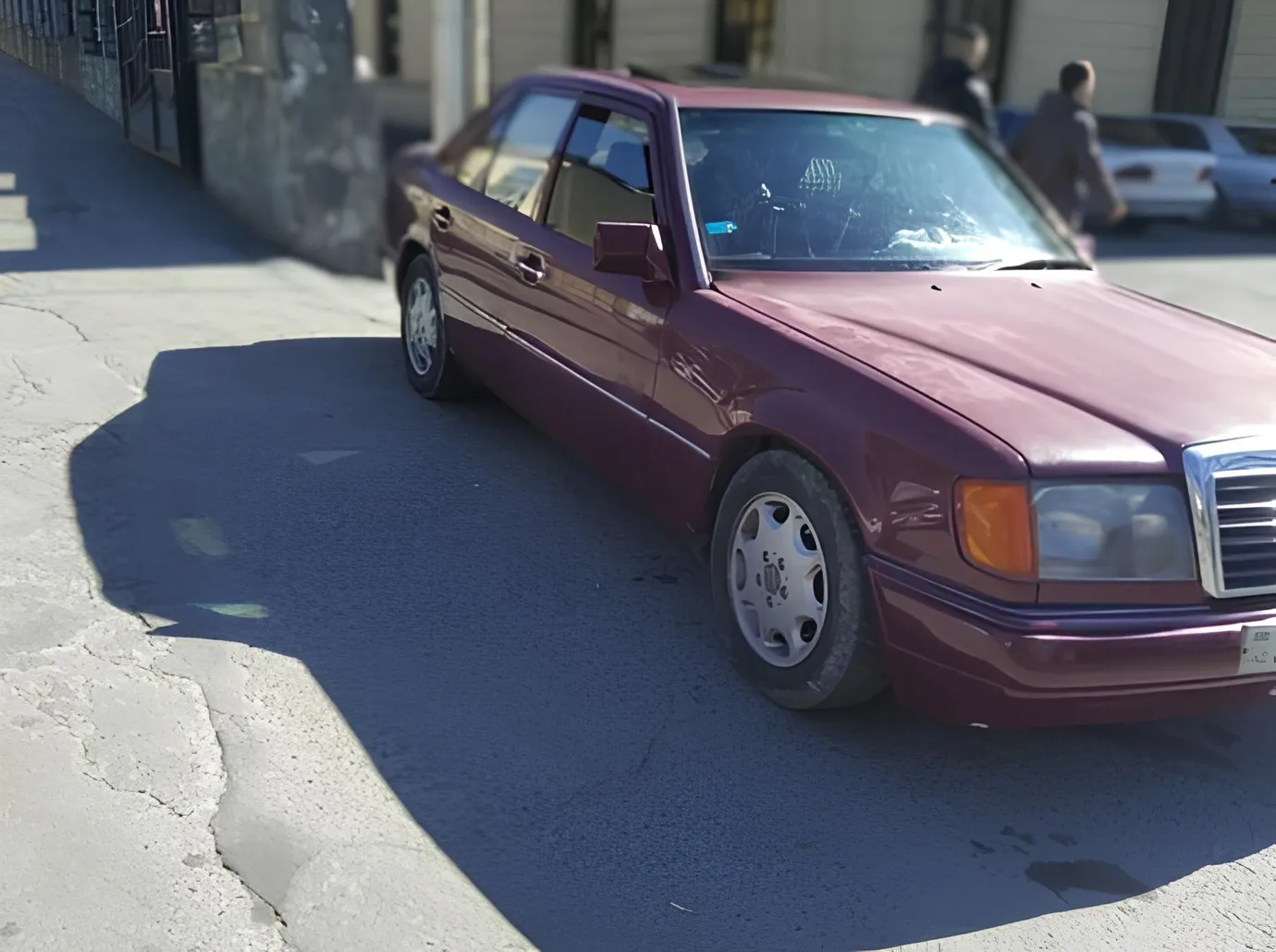 Mercedes 250 D, 2.5 L, 1991 год, 370 000 km, Шеки - Цена: 5 200 ₼ - Tunel.az