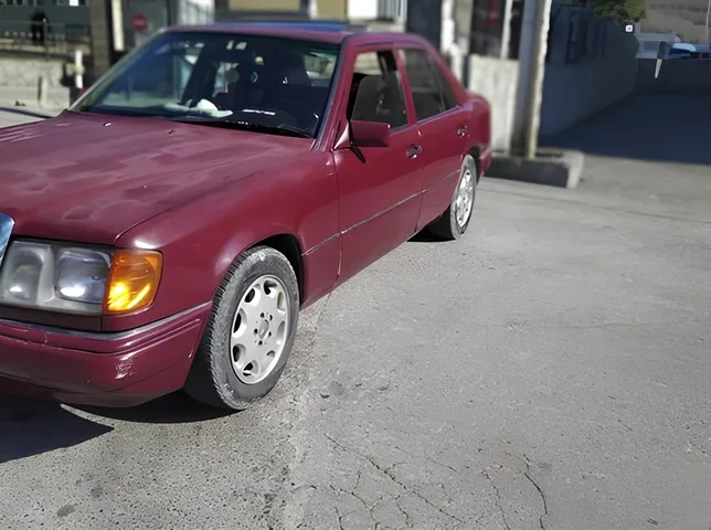 Mercedes 250 D, 2.5 L, 1991 year, 370 000 km, Shaki - Price: 5 200 ₼ - Tunel.az