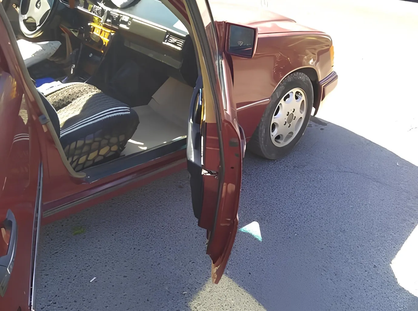 Mercedes 250 D, 2.5 L, 1991 год, 370 000 km, Шеки - Цена: 5 200 ₼ - Tunel.az