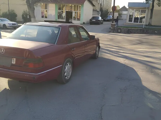 Mercedes 250 D, 2.5 L, 1991 year, 370 000 km, Shaki - Price: 5 200 ₼ - Tunel.az