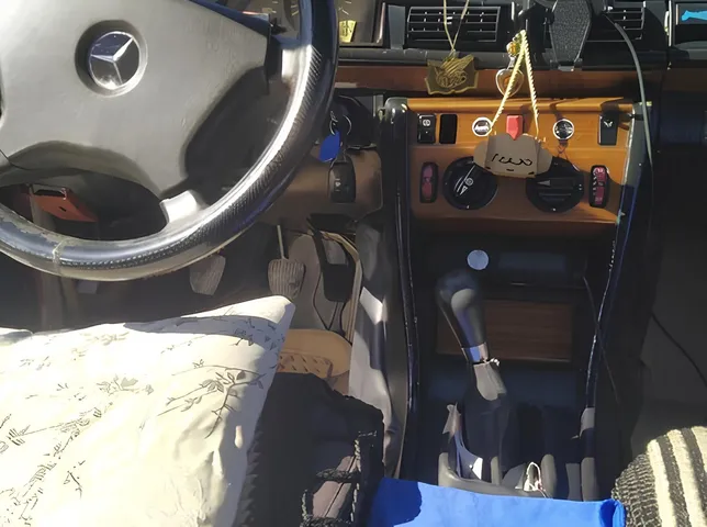 Mercedes 250 D, 2.5 L, 1991 year, 370 000 km, Shaki - Price: 5 200 ₼ - Tunel.az