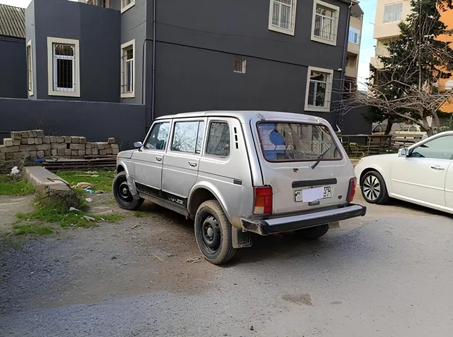 LADA (VAZ) Niva, 1.7 L, 2002 year, 200 000 km, Baku - Price: 3 100 ₼ - Tunel.az