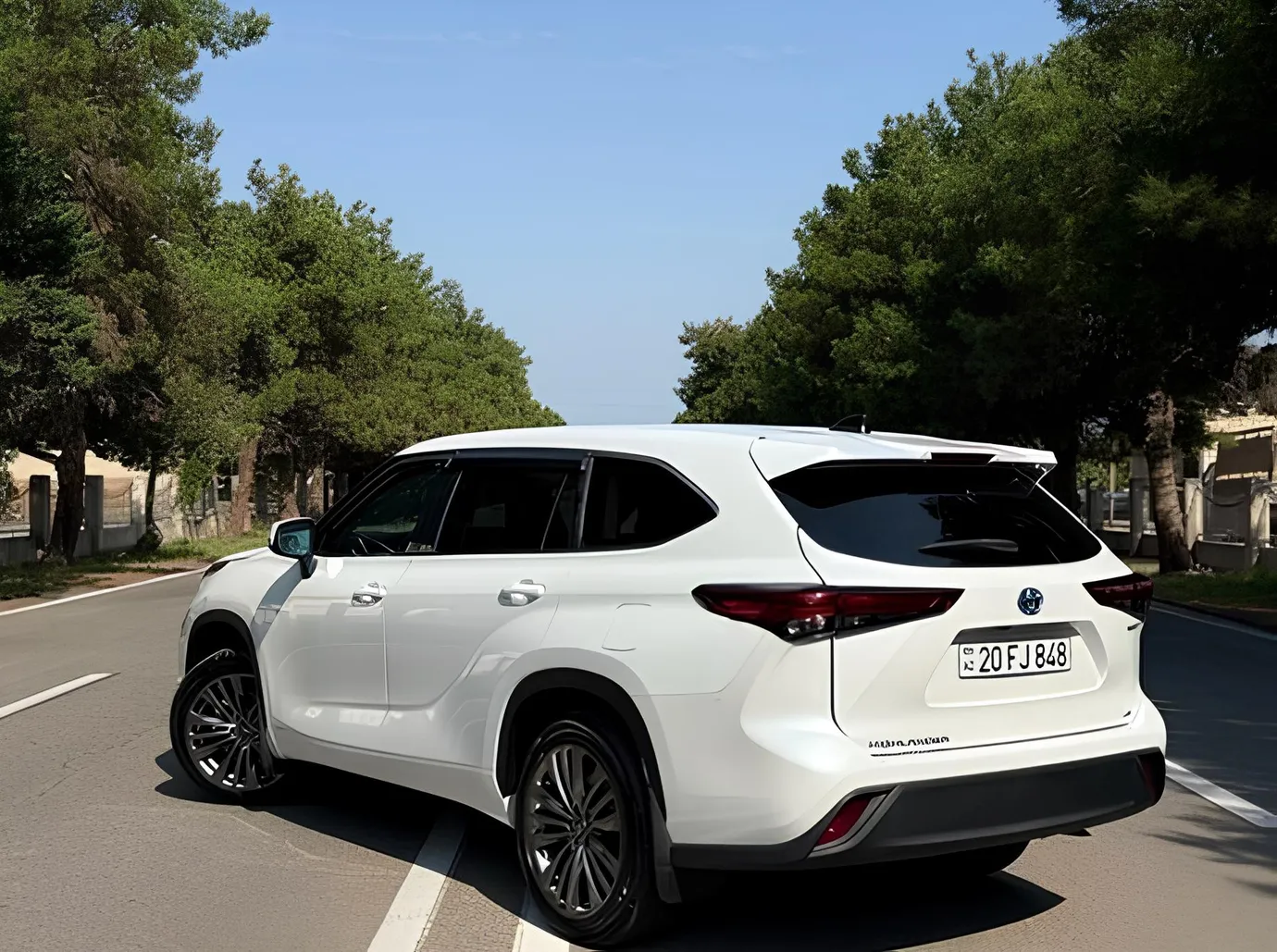 Toyota Highlander, 2.5 L, 2023 жазыңыз жыл, 44 000 km, Ganja - Бағасы: 63 000 ₼ - Tunel.az
