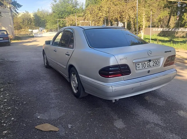 Mercedes E 250, 2.5 L, 1996 year, 382 000 km, Gazakh - Price: 5 300 ₼ - Tunel.az