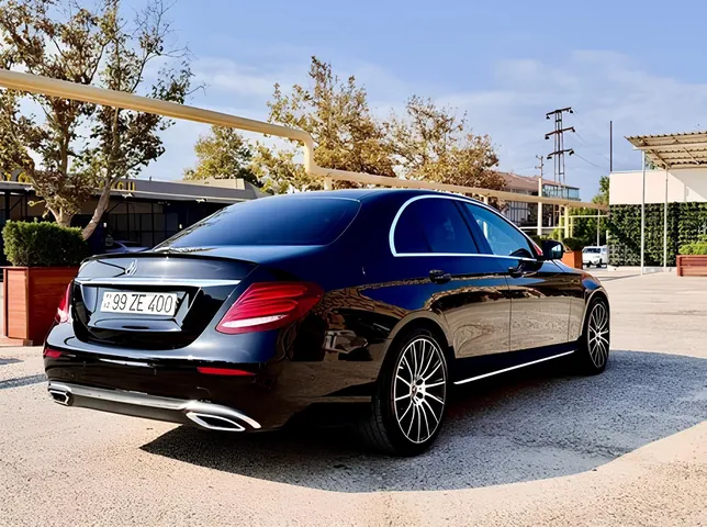 Mercedes E 220 d, 2.0 L, 2017 year, 249 000 km, Baku - Price: 42 000 ₼ - Tunel.az