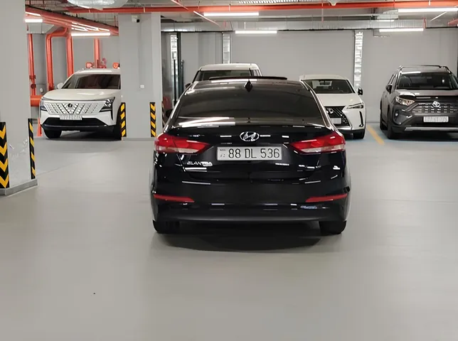 Hyundai Elantra, 2.0 L, 2017 i̇l, 96 000 km, Bakı - Qiymət: 22 000 ₼ - Tunel.az
