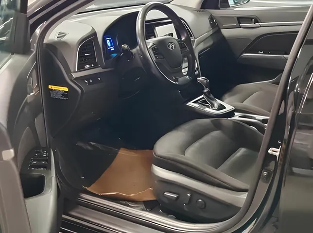 Hyundai Elantra, 2.0 L, 2017 i̇l, 96 000 km, Bakı - Qiymət: 22 000 ₼ - Tunel.az