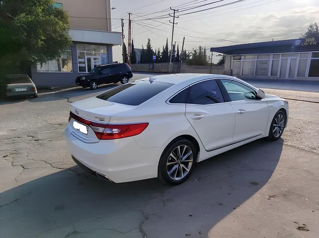 Hyundai Grandeur, 2.2 L, 2016 i̇l, 220 425 km, Bakı - Qiymət: 24 400 ₼ - Tunel.az