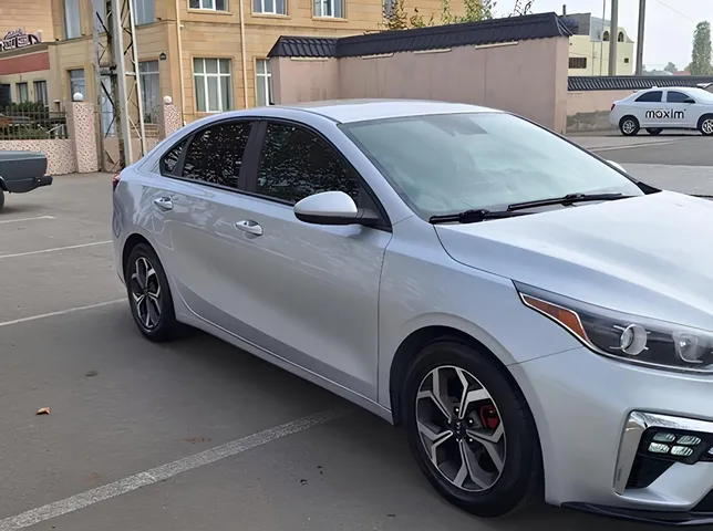 Kia Forte, 2.0 L, 2019 год, 218 871 km, Гянджа - Цена: 21 000 ₼ - Tunel.az