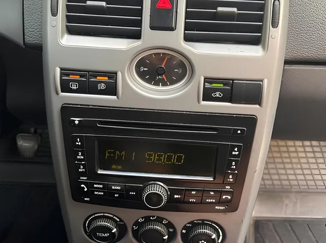 LADA (VAZ) Priora, 1.6 L, 2013 i̇l, 239 457 km, Bakı - Qiymət: 10 900 ₼ - Tunel.az