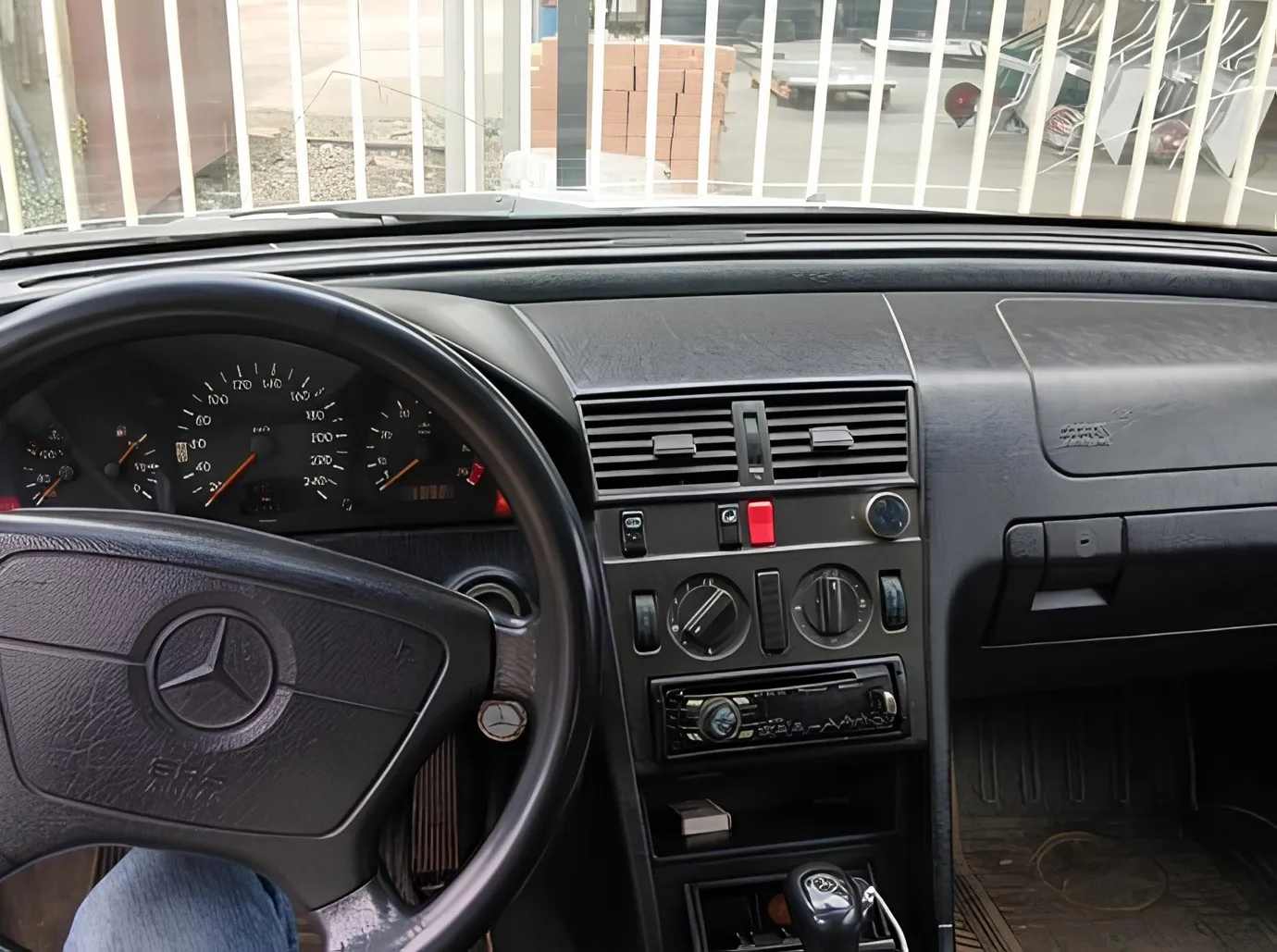 Mercedes E 200, 2.0 L, 1994 жыл, 464 531 km, Khachmaz - Баасы: 7 800 ₼ - Tunel.az