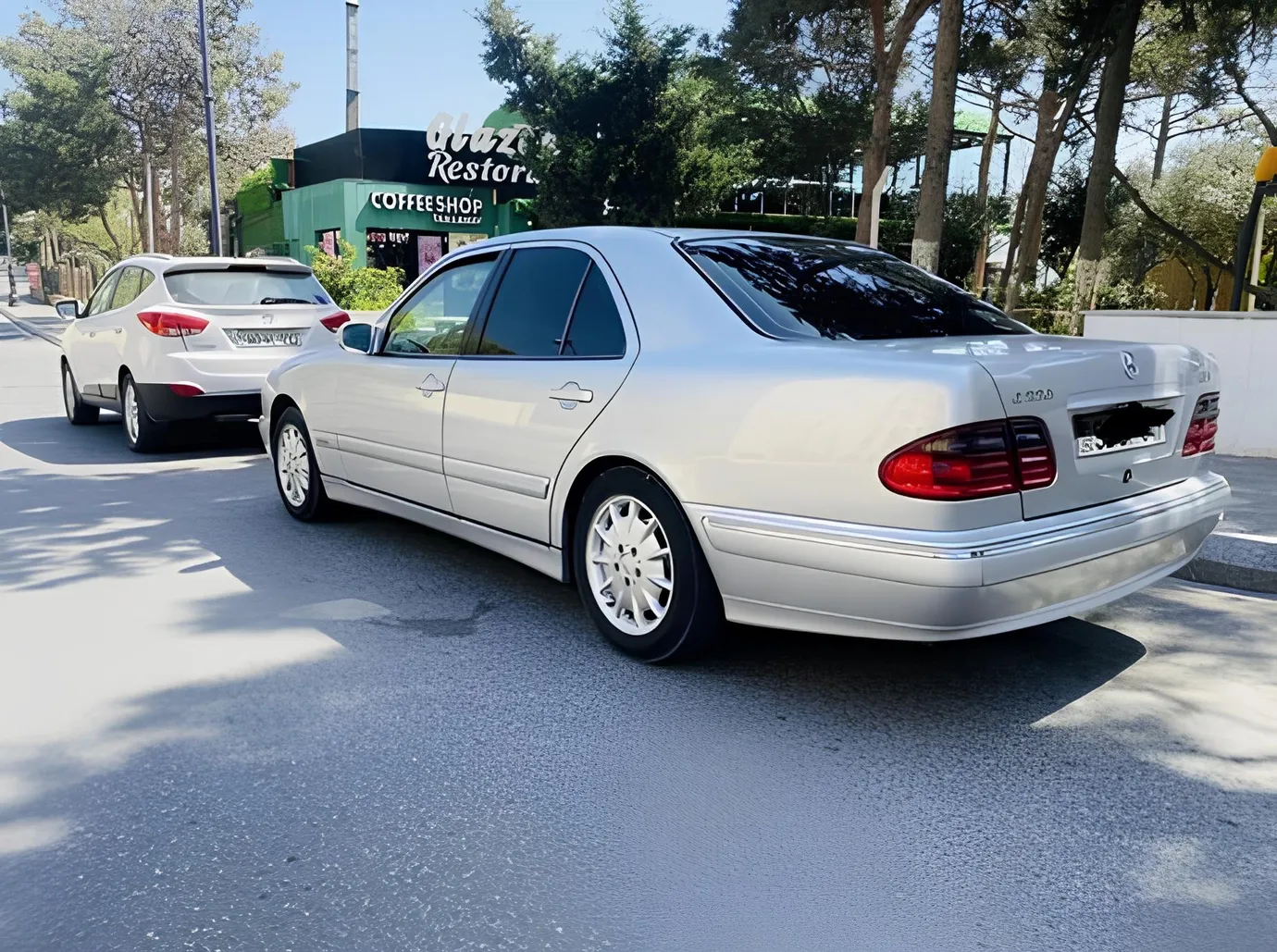Mercedes E 220, 2.2 L, 2000 i̇l, 496 000 km, Bakı - Qiymət: 15 900 ₼ - Tunel.az