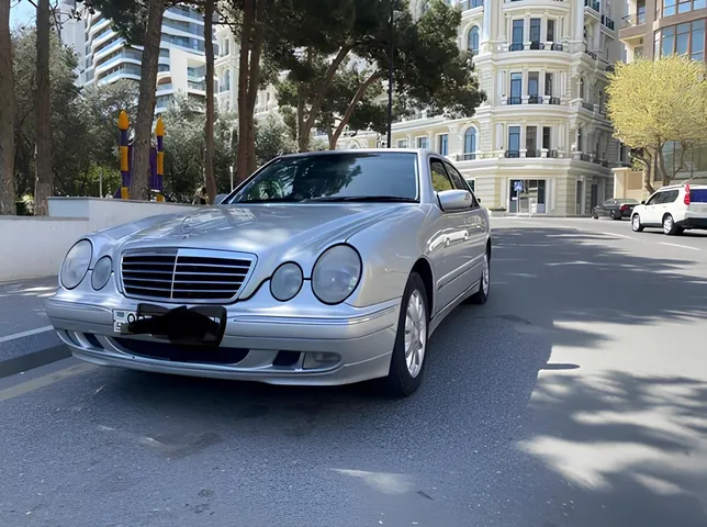 Mercedes E 220, 2.2 L, 2000 i̇l, 496 000 km, Bakı - Qiymət: 15 900 ₼ - Tunel.az
