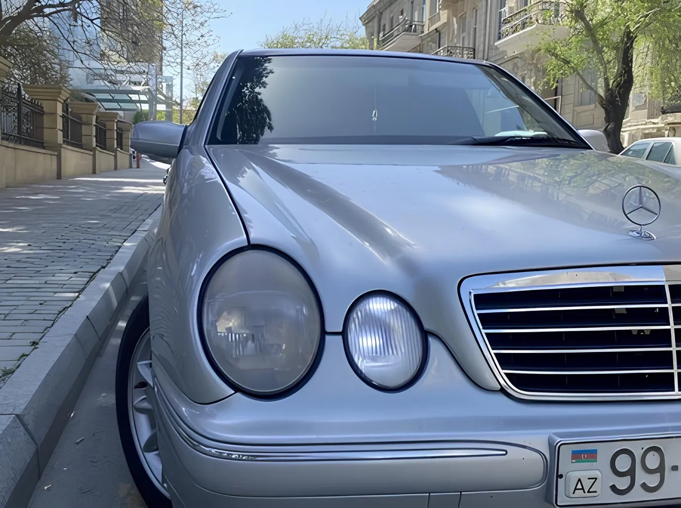 Mercedes E 220, 2.2 L, 2000 i̇l, 496 000 km, Bakı - Qiymət: 15 900 ₼ - Tunel.az