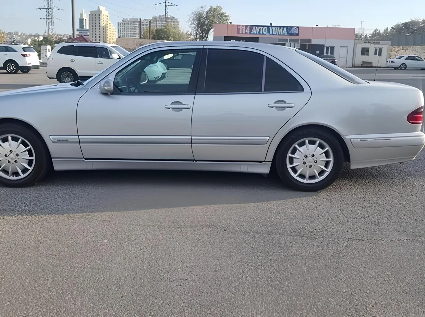 Mercedes E 220, 2.2 L, 2000 i̇l, 496 000 km, Bakı - Qiymət: 15 900 ₼ - Tunel.az