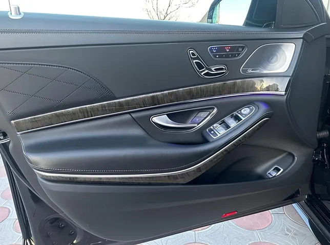 Mercedes S 500, 4.7 L, 2014 год, 180 000 km, Баку - Цена: 60 000 ₼ - Tunel.az