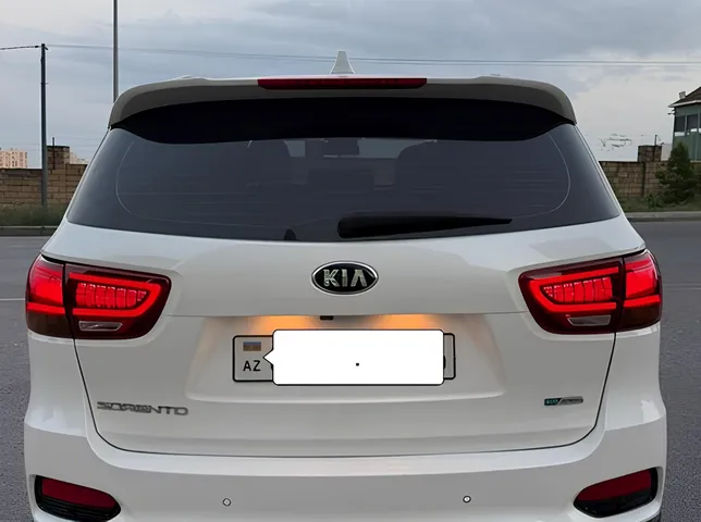 Kia Sorento, 2.0 L, 2017 год, 108 000 km, Баку - Цена: 39 500 ₼ - Tunel.az