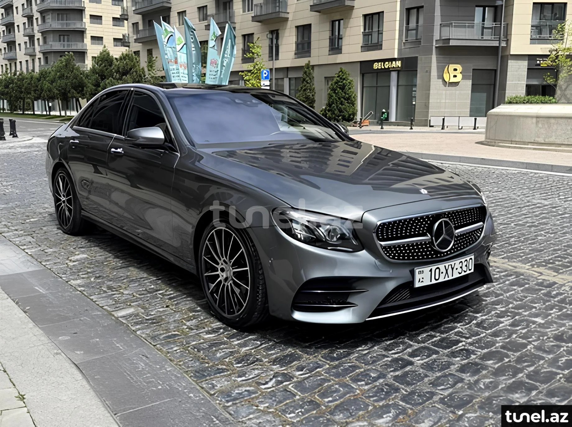 Mercedes E 300