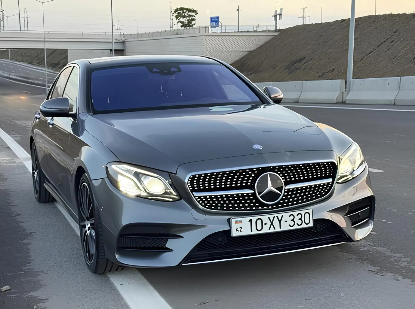 Mercedes E 300, 2.0 L, 2017 i̇l, 198 000 km, Bakı - Qiymət: 48 200 ₼ - Tunel.az